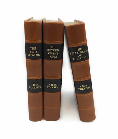We recently sold this set of Lord of the Rings books, don't worry we have more available!